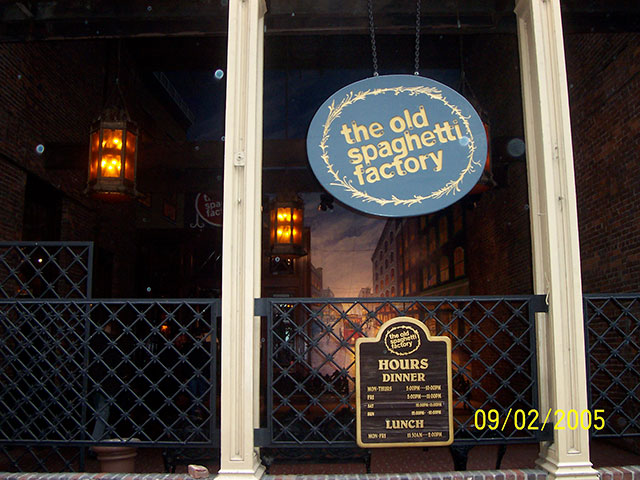 Old spaghetti factory à Nashville, Tennessee (voyage de 2005 au lycée saint riquier)